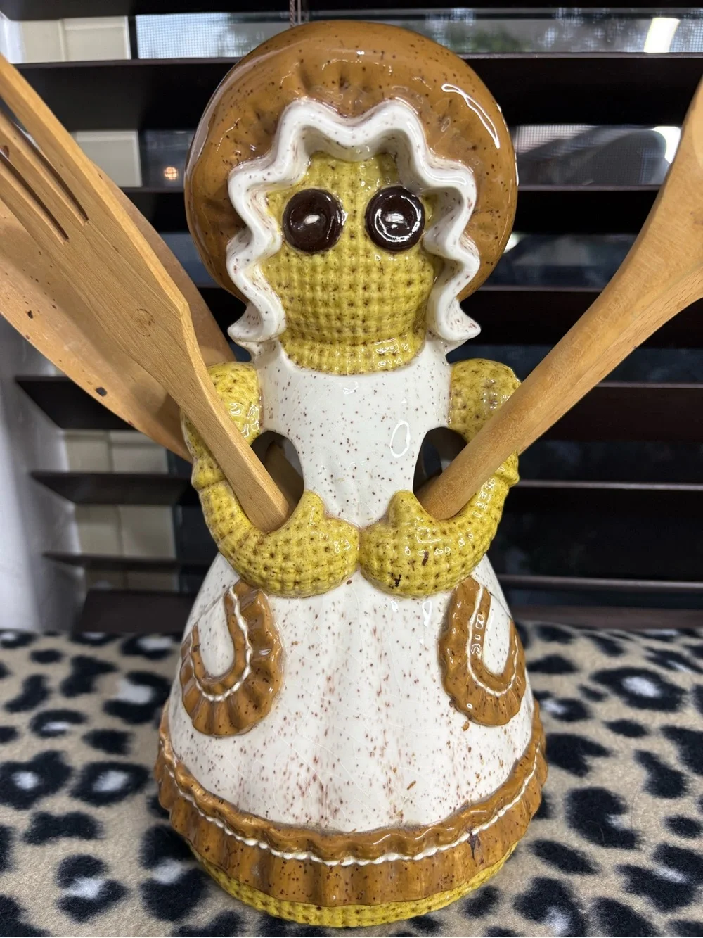 N/A decorative ceramic